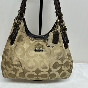 Coach Maggie Optic Khaki canvas shoulder bag Purse!